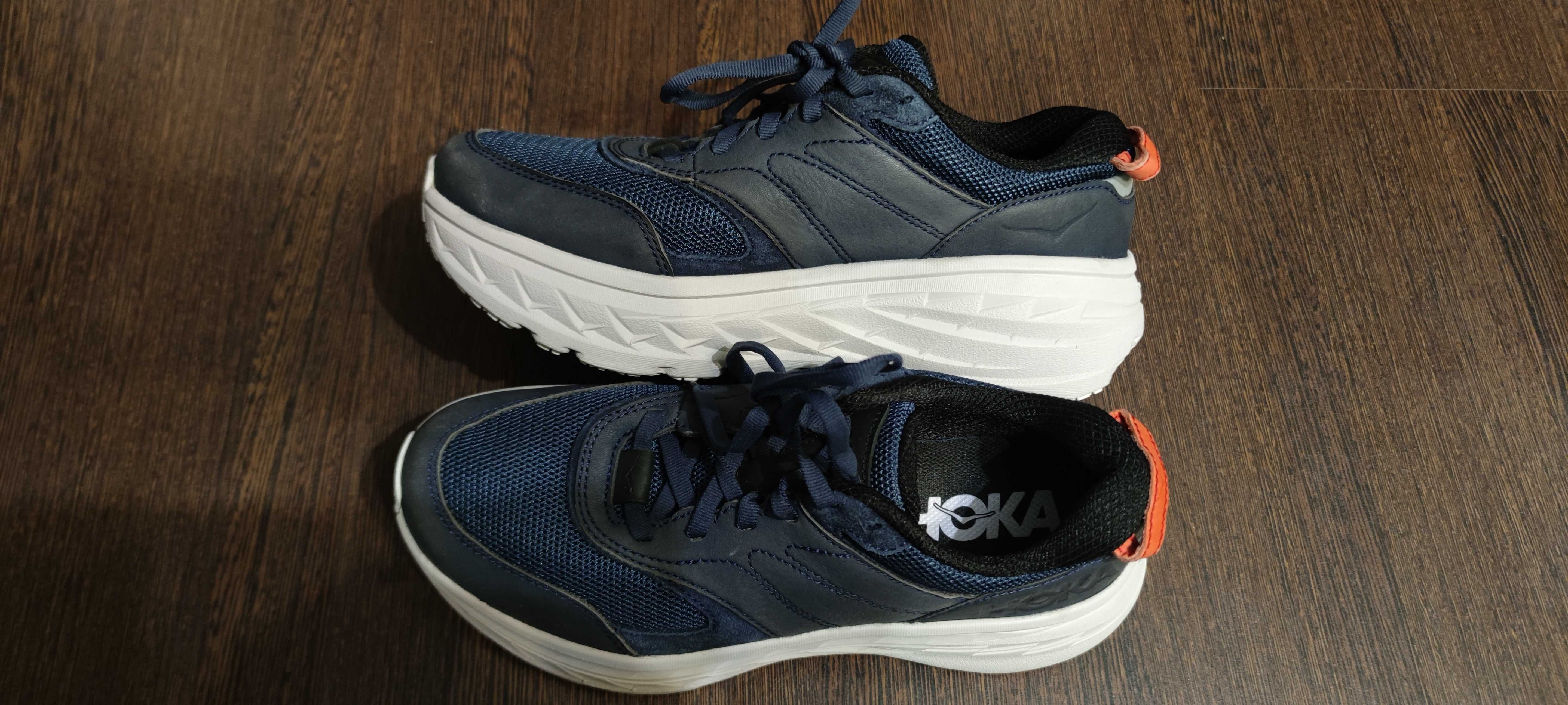 Кросівки Hoka Bondi L.    Р 39 1/3     24.5 см