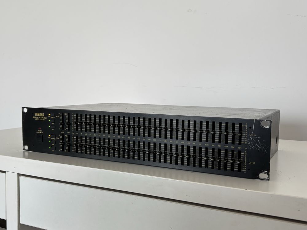 Yamaha Q2031A