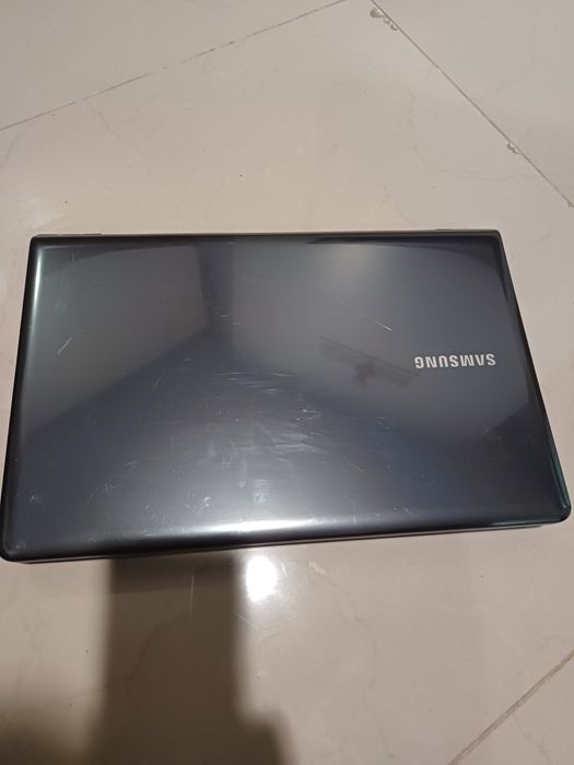 Portátil Samsung np350 I5 240GB SSD windows10