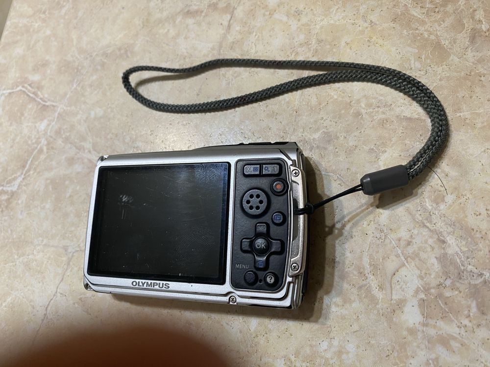 Фотоапарат Olympus Tough 310 водонепроницаемий противоударний