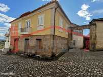 Moradia de Pedra com 3 Frentes em Ferradosa - Mirandela
