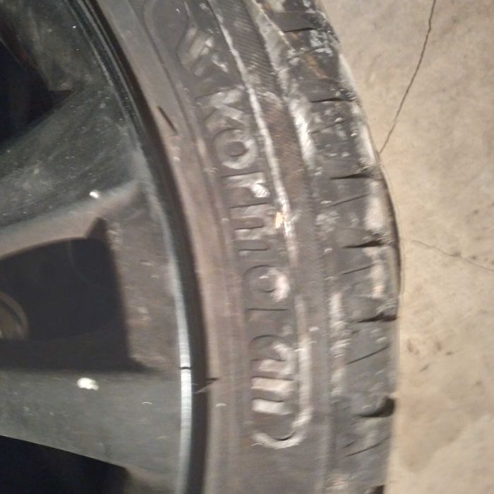 Диски з гумою Мазда 2 2008