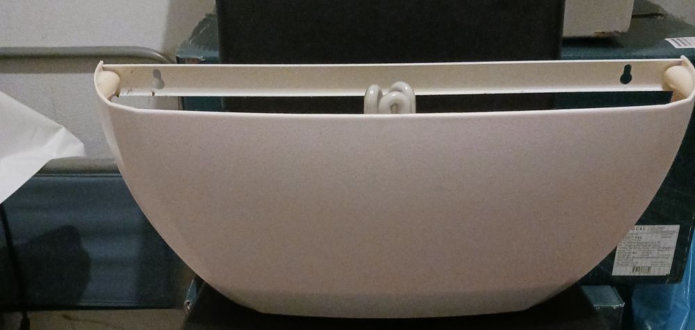 Apanha moscas de banda e lampada.