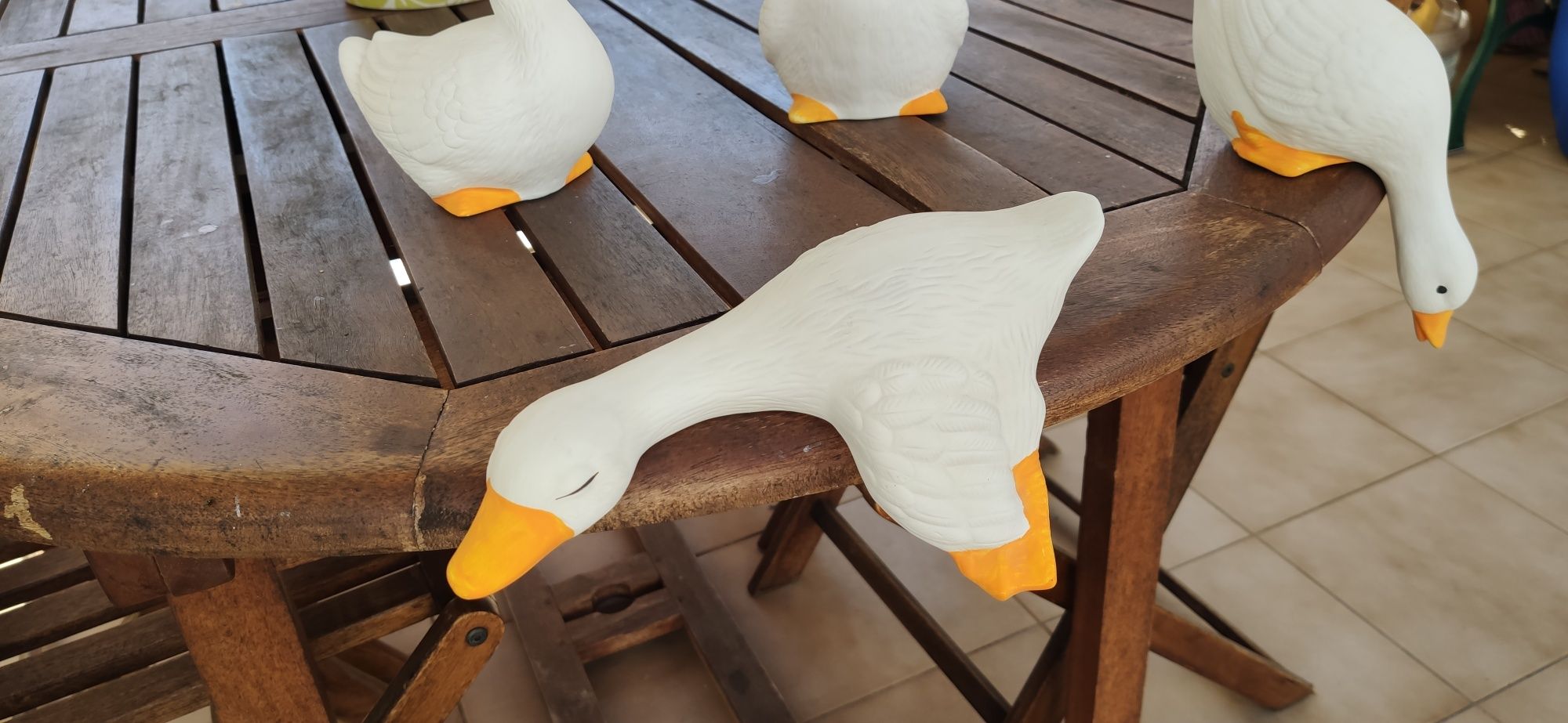 Patos em cerâmica