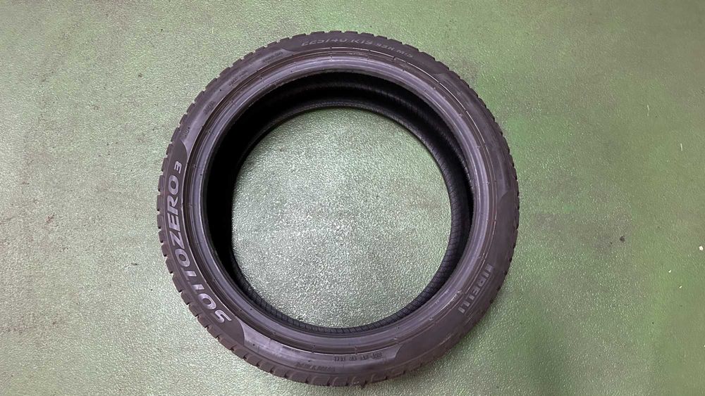 Para 225 40 R19 93H Pirelli SottoZero 3 bieżnik 2x6,3mm