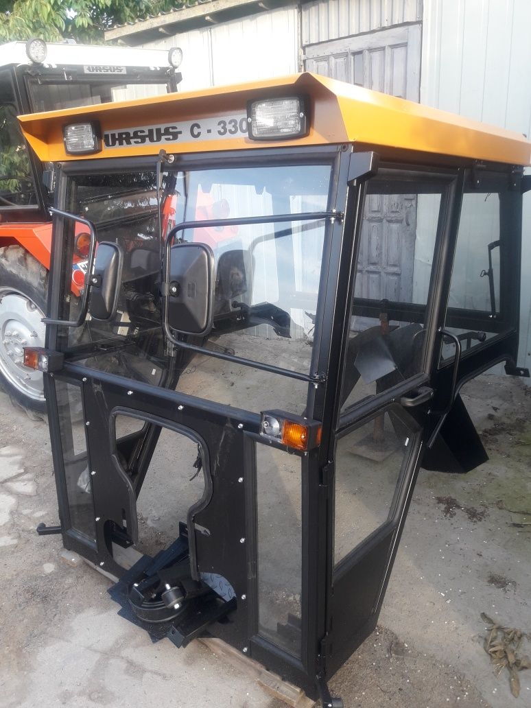 Kabina kabiny Ursus traktor ciągnik maska błotniki tur C-330