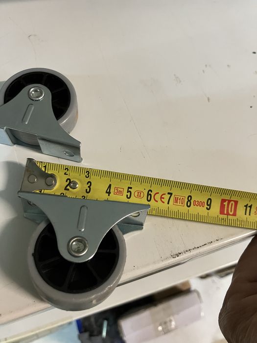 Rodizios varios 1 euro cada para cadeiras e moveis de escritorio