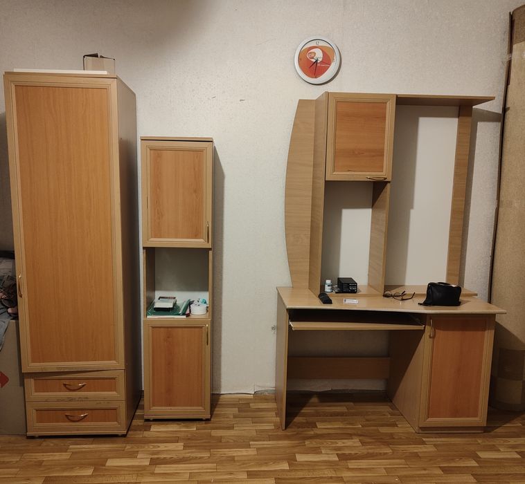 Меблі, стінка, горка дитяча, стол, шкаф