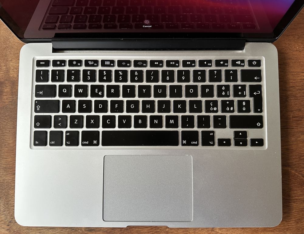 Macbook pro 13 mid 2014 8/120gb