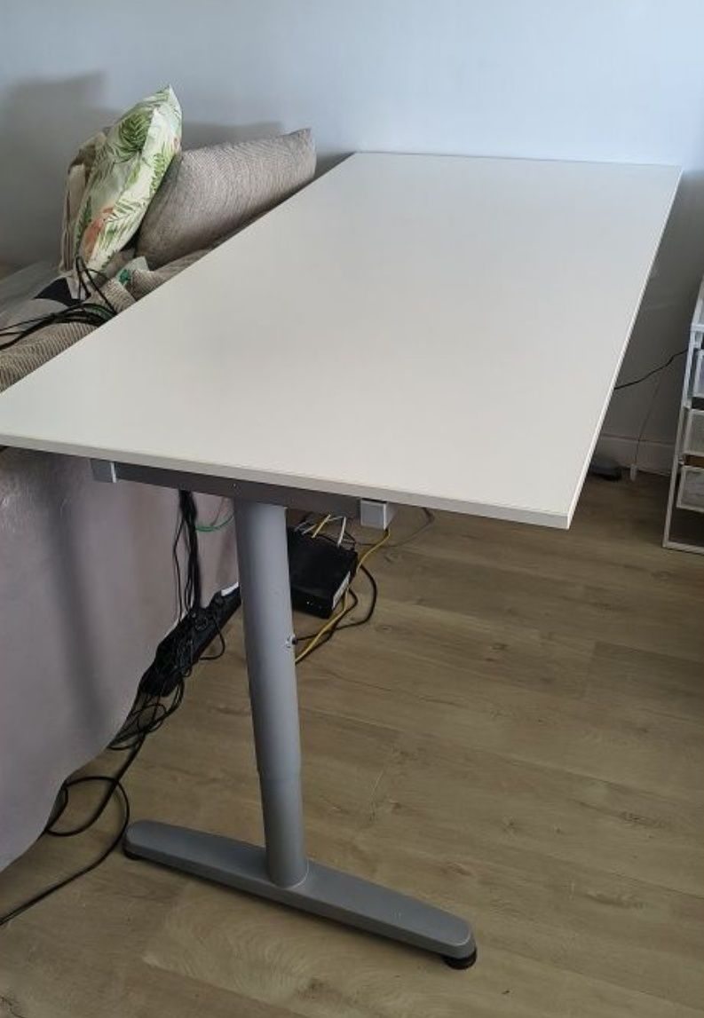 Biurko ikea BEKANT 160x80 cm biało szare