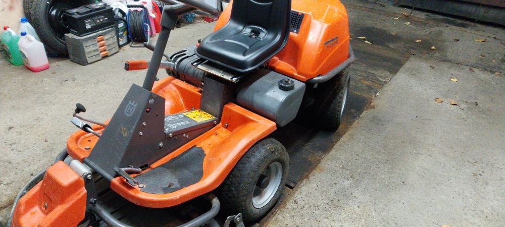 Kosiarka traktorek do trawy Husqvarna Rider R214 Tc 15 km Kawasaki  V