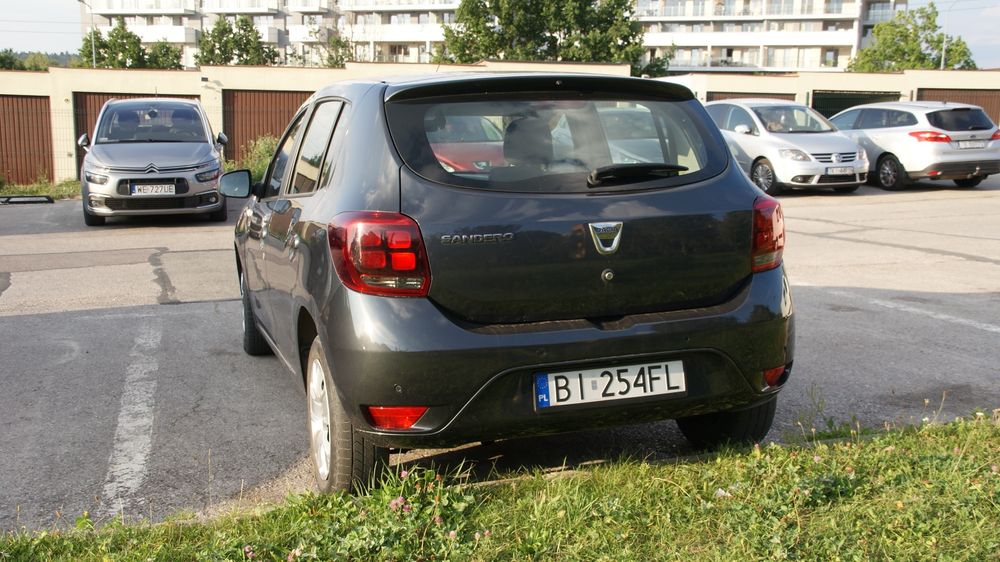 Dacia Sandero 1.0tce LPG , bogata wersja, czujniki parkowania