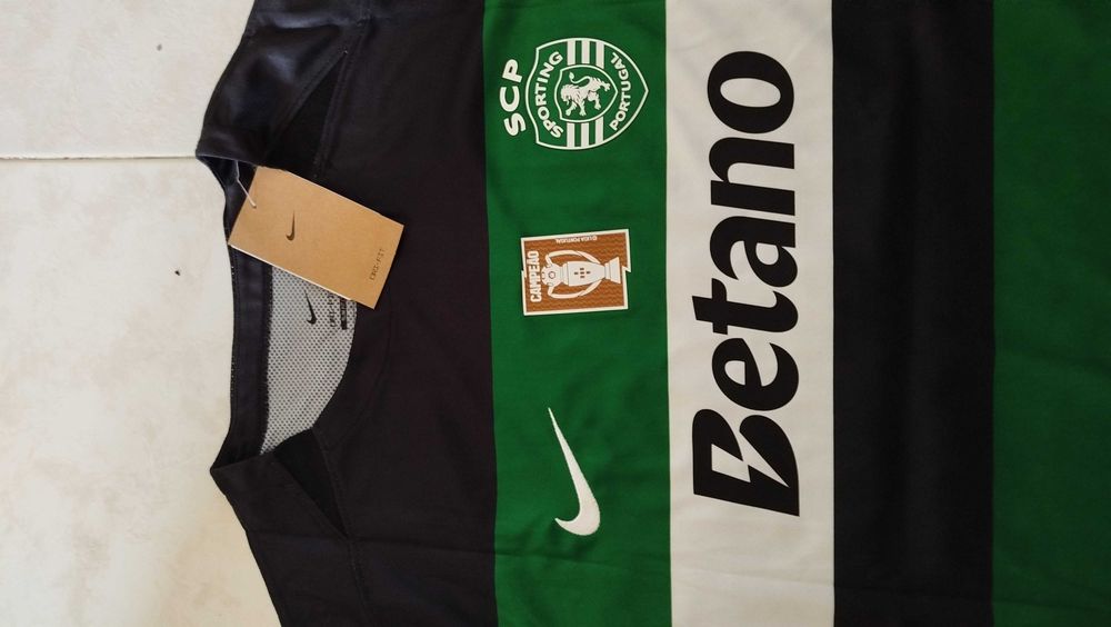Camisola Nike Sporting bicampeão tamanho L