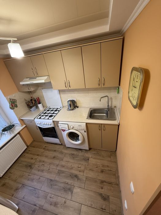 Перша оренда 2 кім по Гвардійській