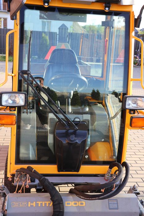 Kosiarka/nośnik narzędzi Stiga Titan 740 DCR