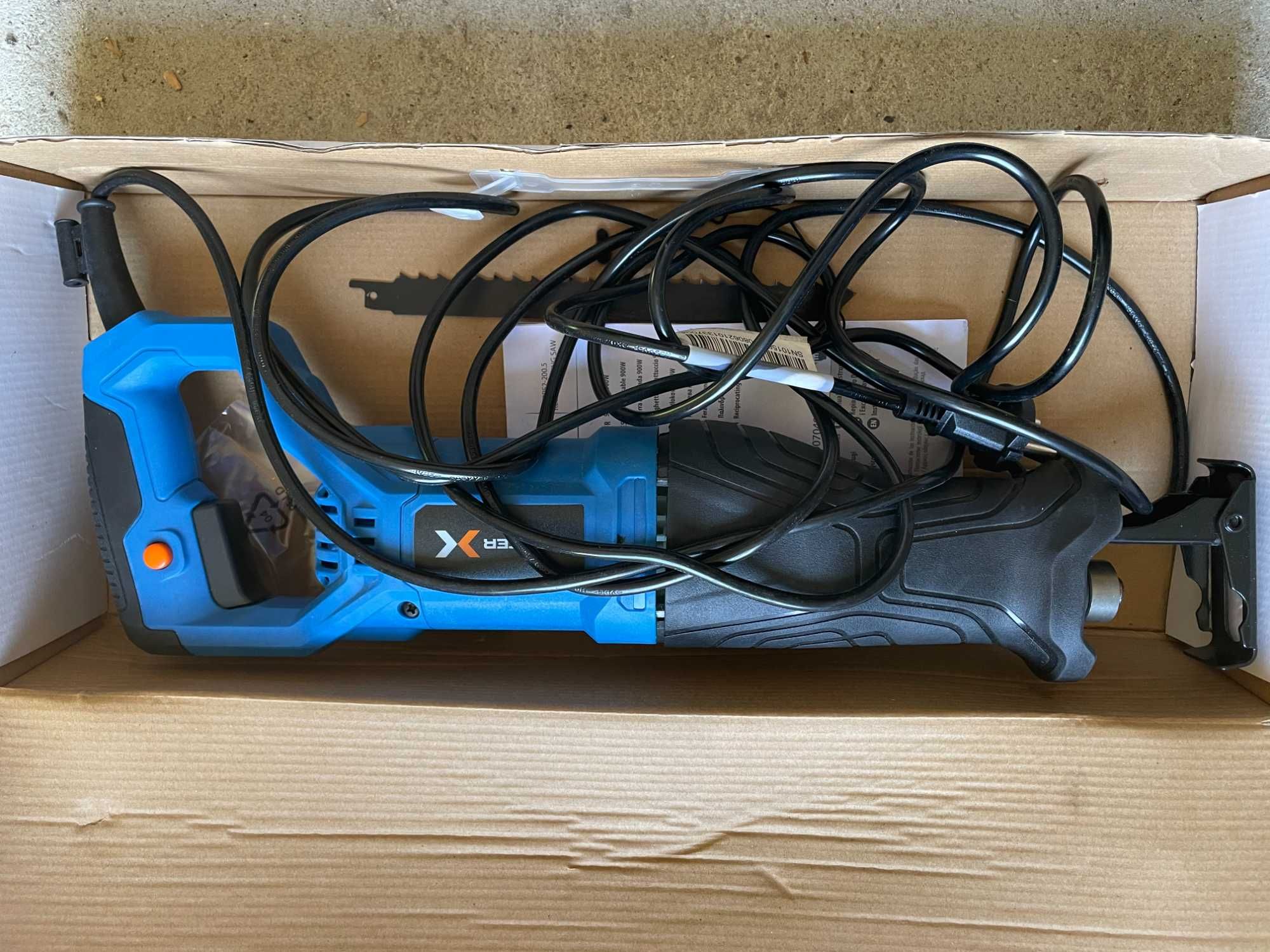 Serra sabre DEXTER – 900W
