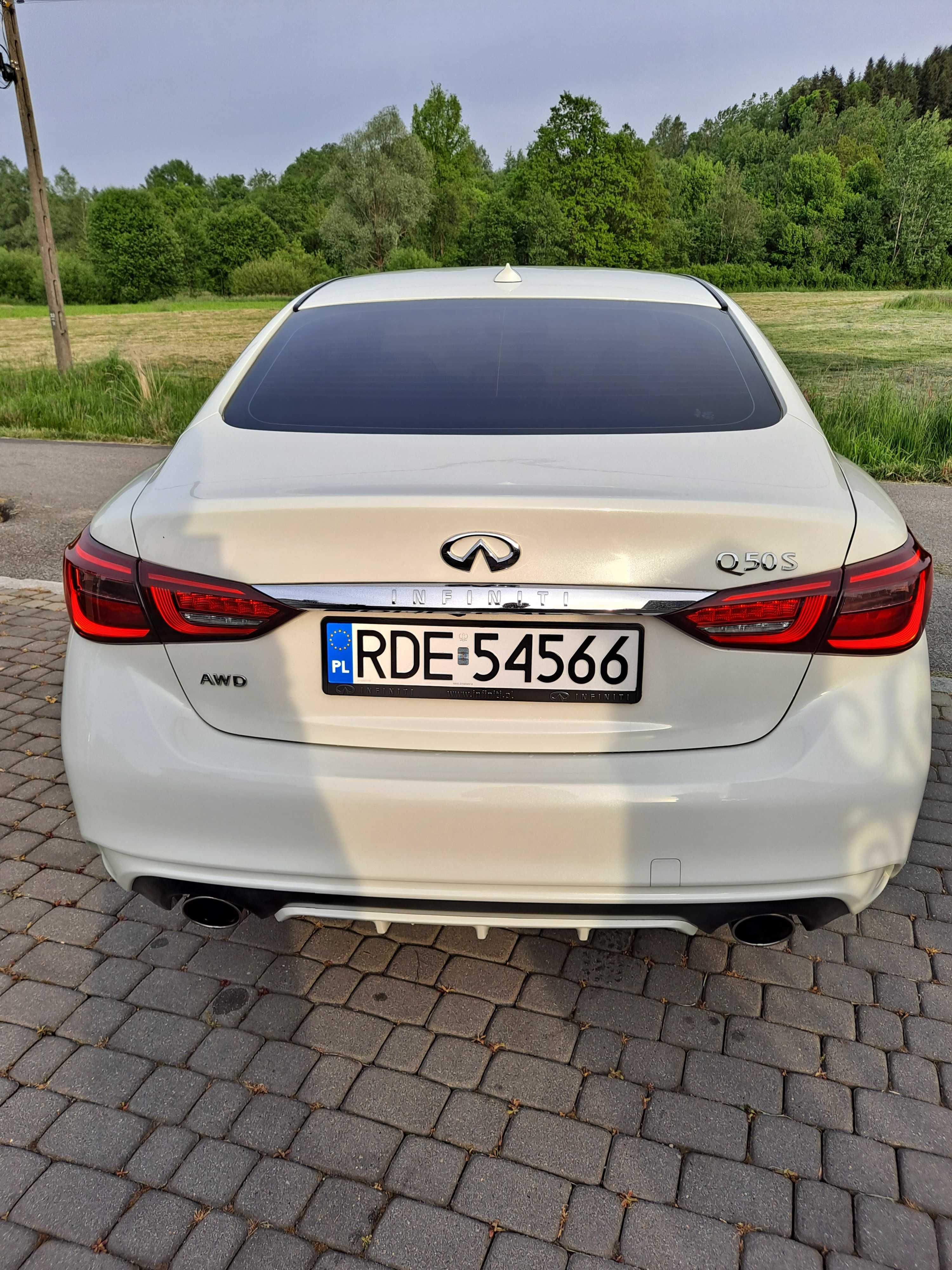 Sliczne infiniti q50 niski przebieg jedyne takie