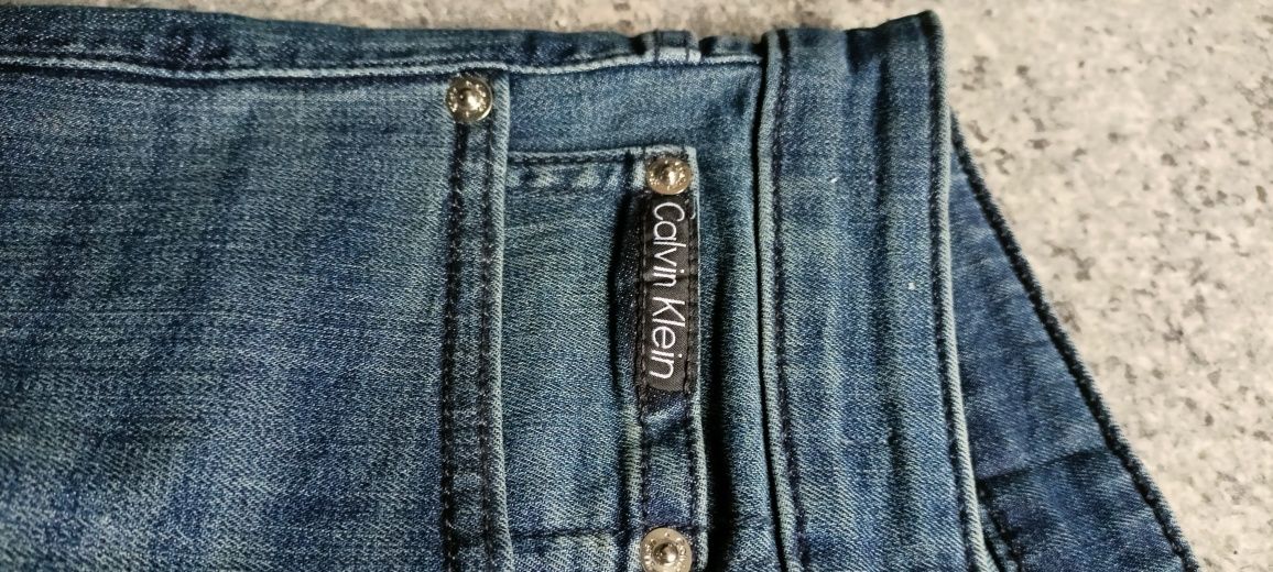 Spodnie Calvin Klein