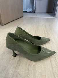 Туфлі зелені на короткій шпильці р40