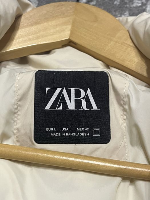 Біла куртка Zara