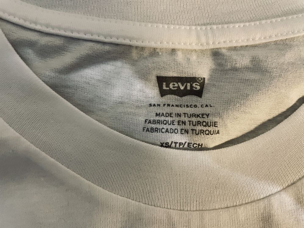 Levi's Graphic Surf Mulher T-Shirt