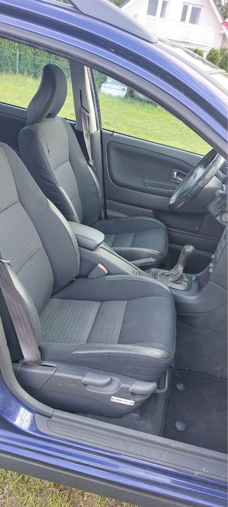 Volvo V40 Kombi 1.8 benzyna