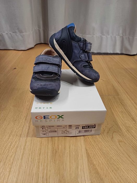 Półbuty skórzane chłopięce Geox rozmiar 25