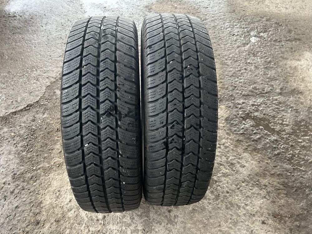 Opony zimowe 2szt.205-75R16C Semperit,,jak nowe 2020r.200zl
