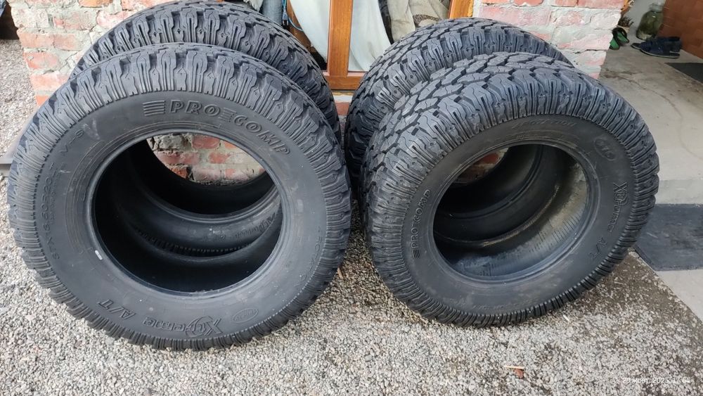 Шини Pro Comp Xtreme A/T Розмір 37/13,5 R20
