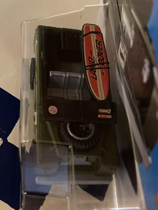 Miniatura Land Rover 88 série II, edição Cool n Vintage