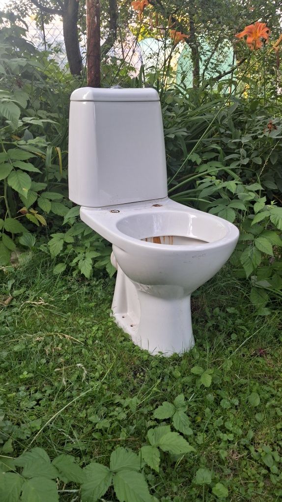 Унітаз з бачком бу