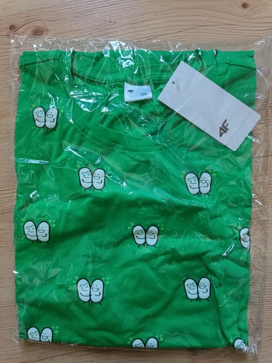 NOWA! T-shirt 4F serii tic tac r. XL