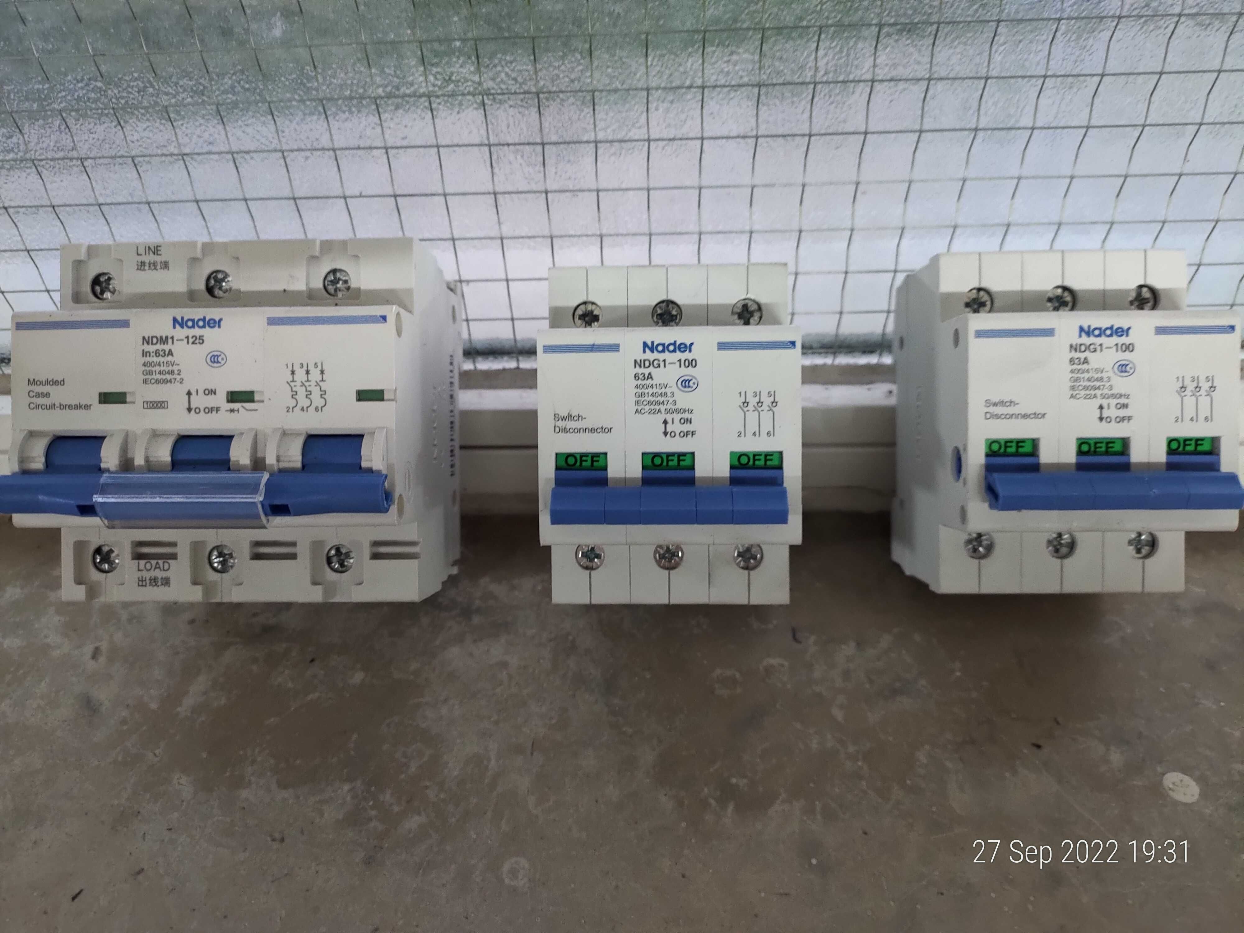 Disjuntor e switch - Material electrico