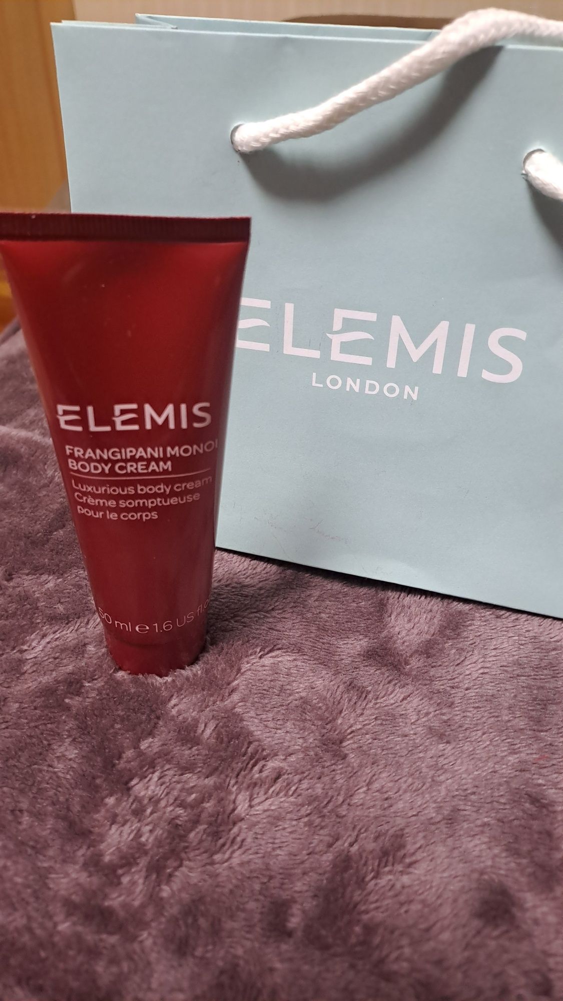 Крем для тела Elemis