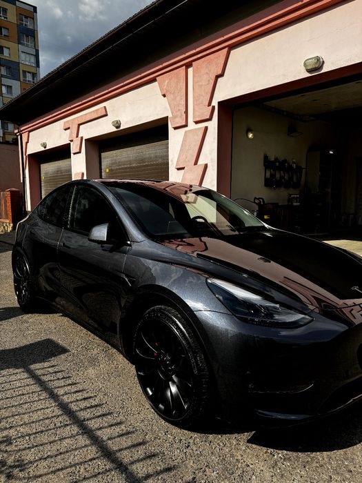 Полірування кузова і фар