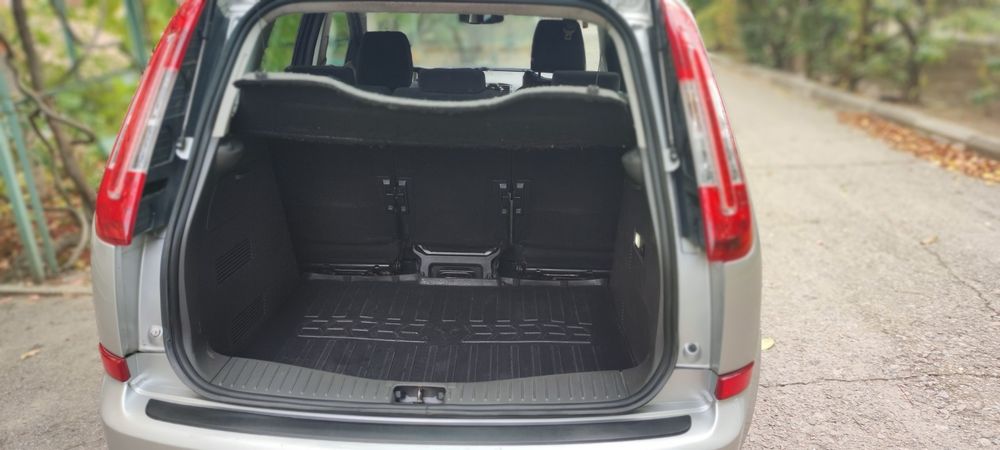 Продам FORD C-MAX 2010 года 1.8 дизель