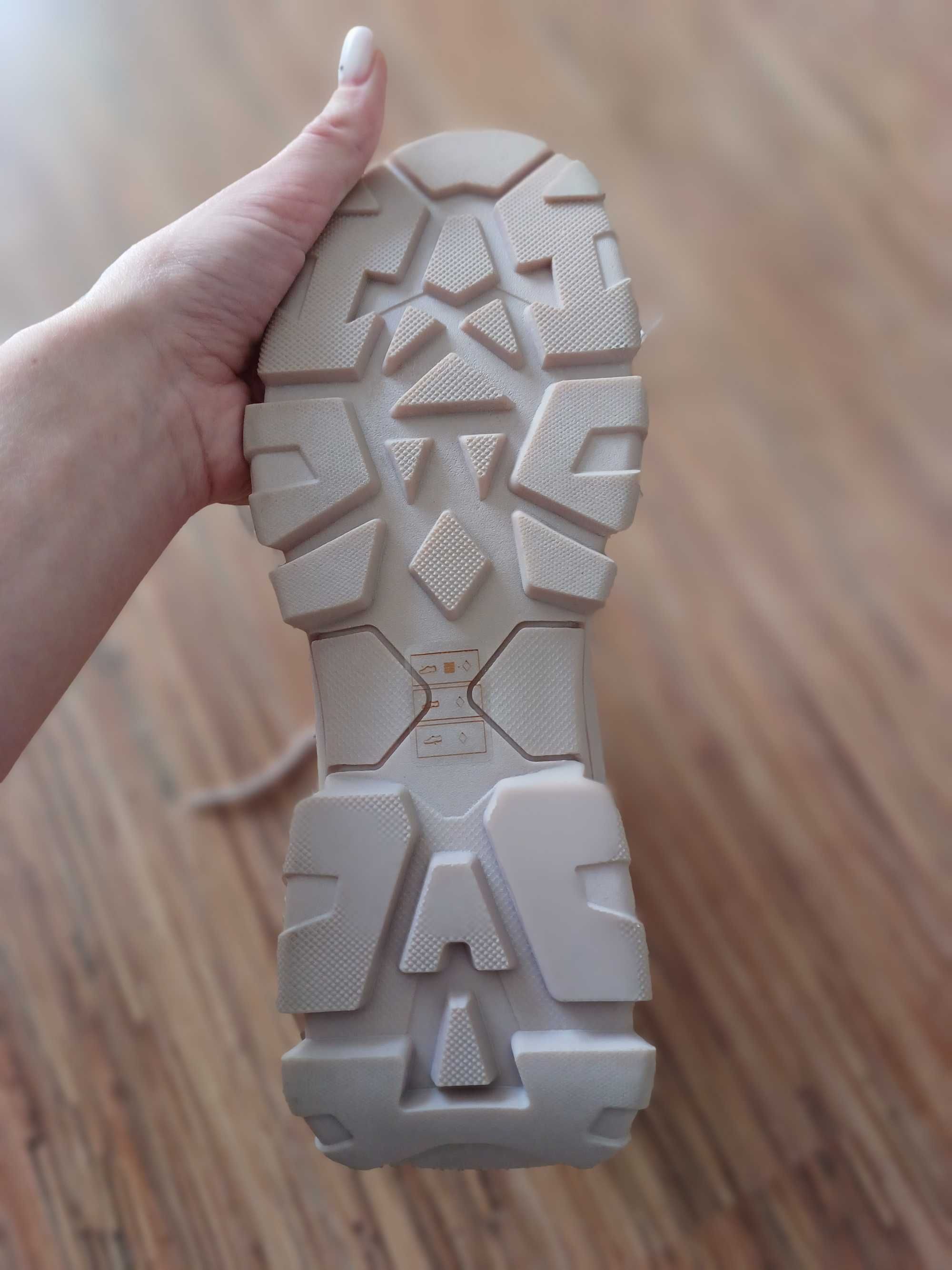 Buty damskie Rezerved nowe