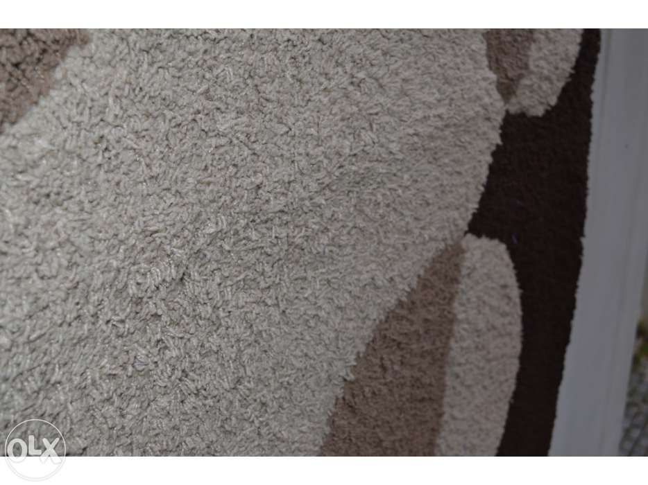 Carpetes cor castanha e beje