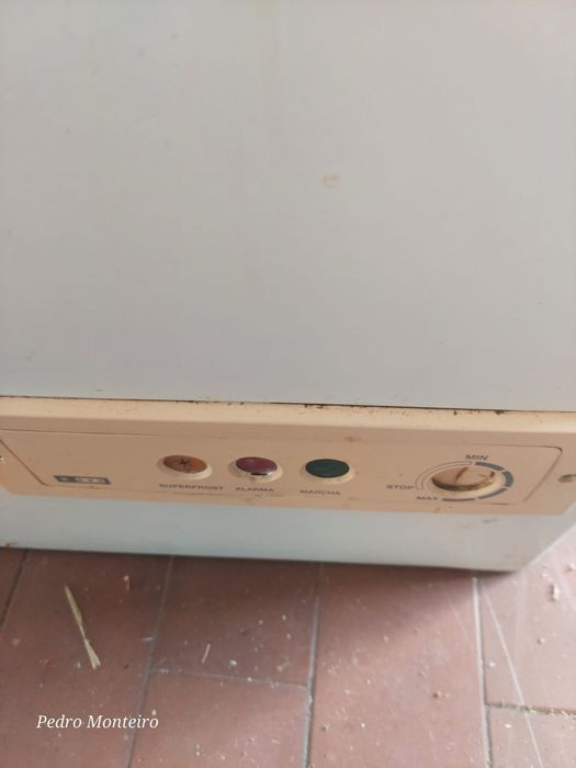 Arca Congeladora Balay Em Bom Estado