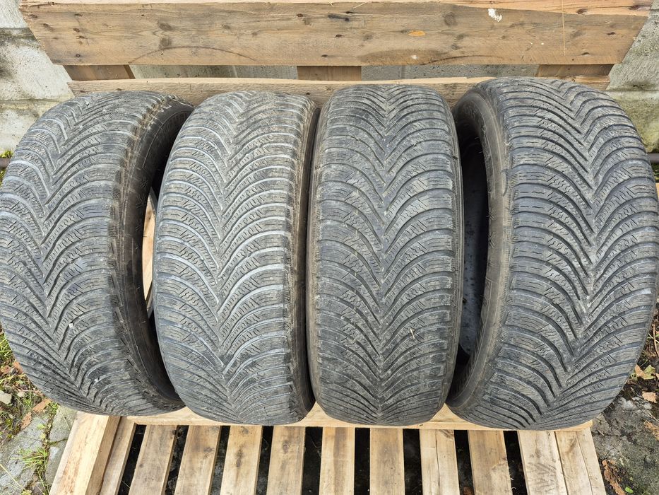 Opony zimowe 216/60/16 Michelin 4szt