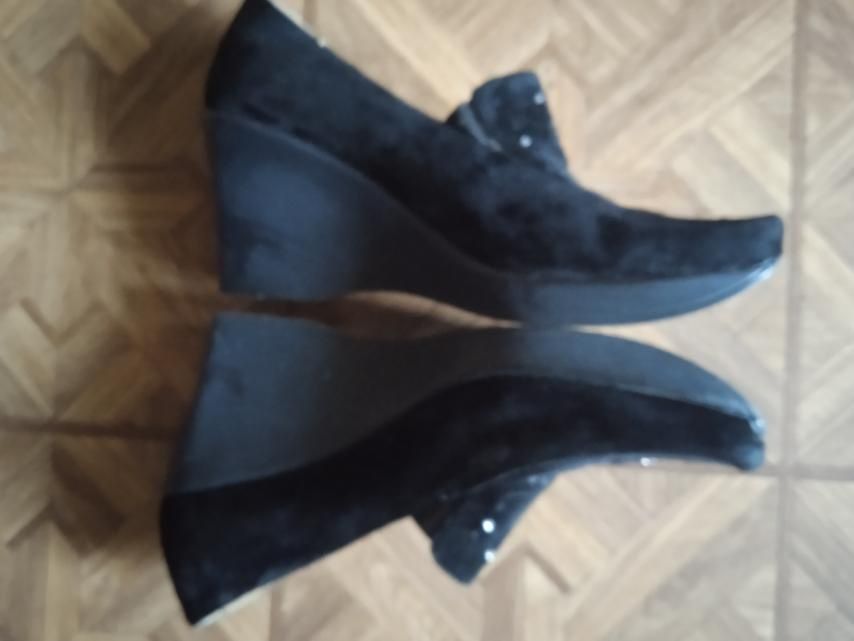 Продам туфли женские р.40