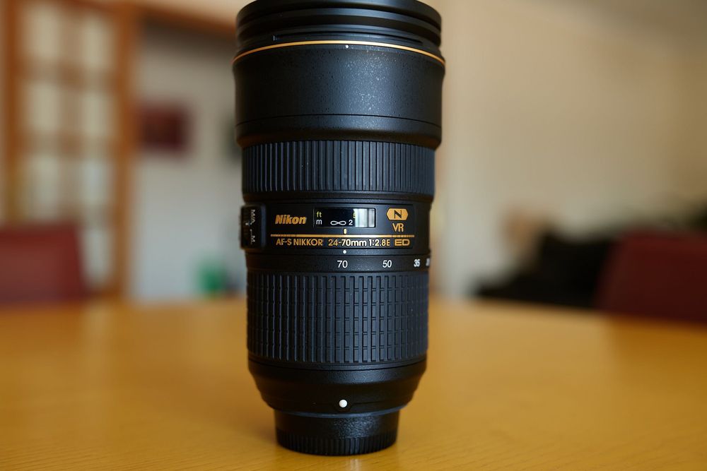 Nikon 24 - 70mm 1:2.8E  (diafragma eletrónico) - Preço reduzido