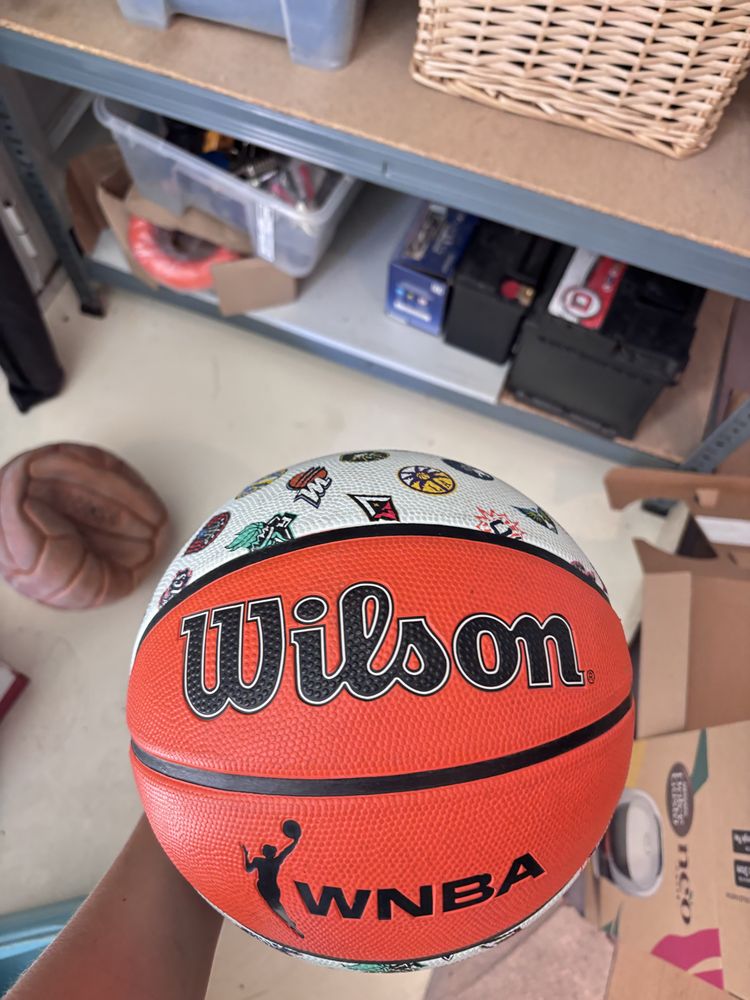 Bola basket Wilson 6