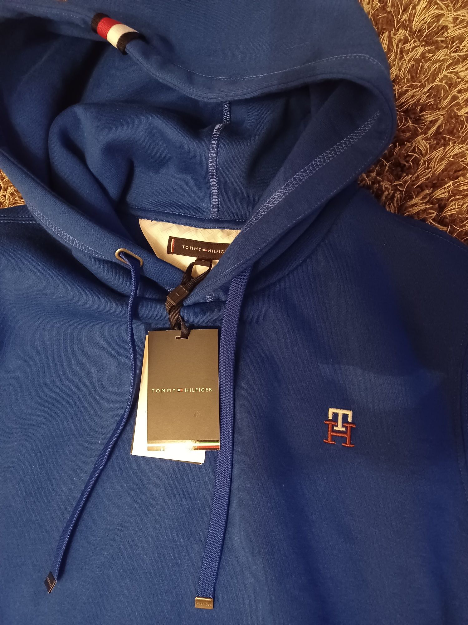 Bluza nowa Tommy Hilfiger rozmiar M-nowa