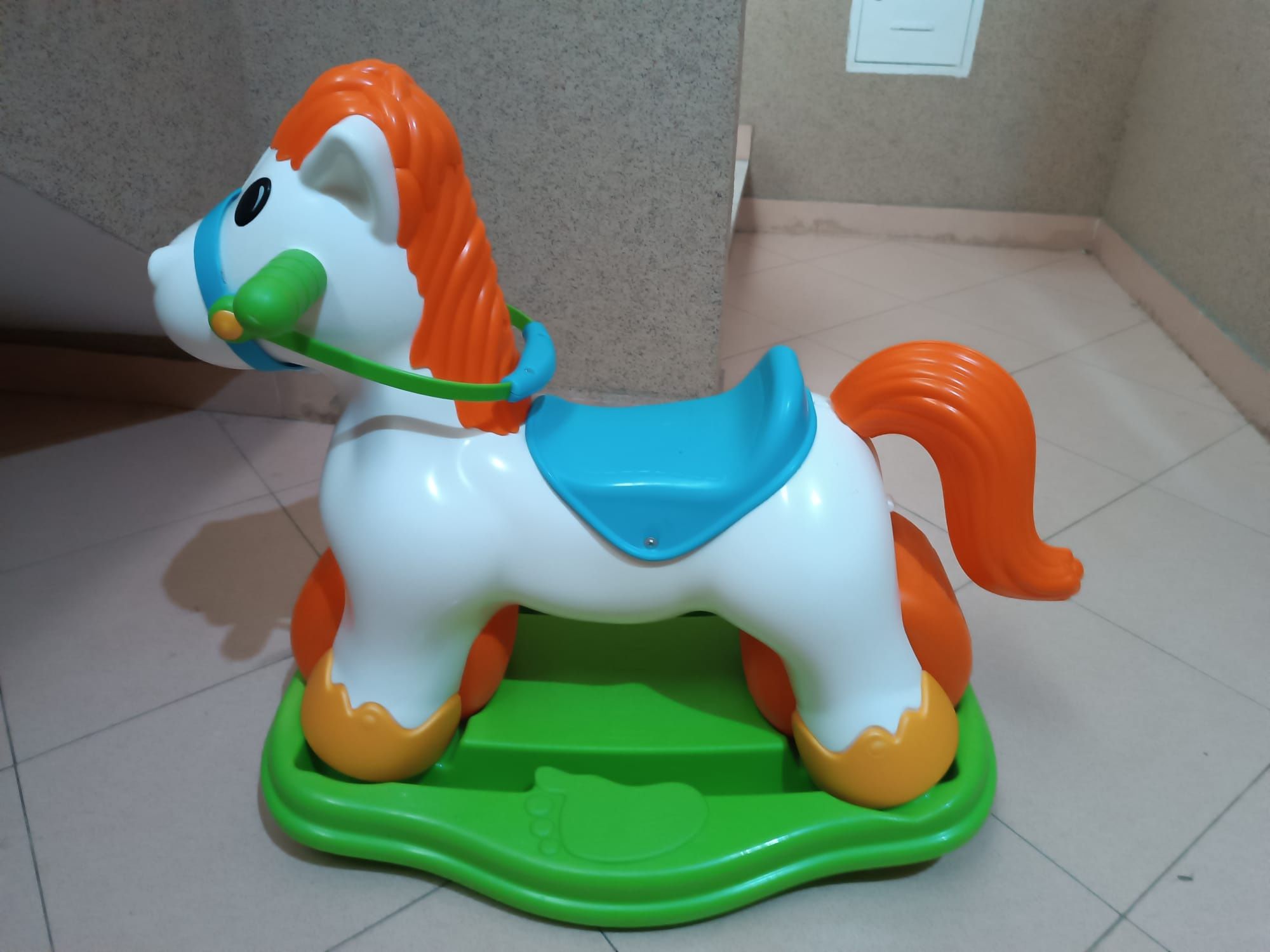 Baloiço Pony 3 em 1 feber