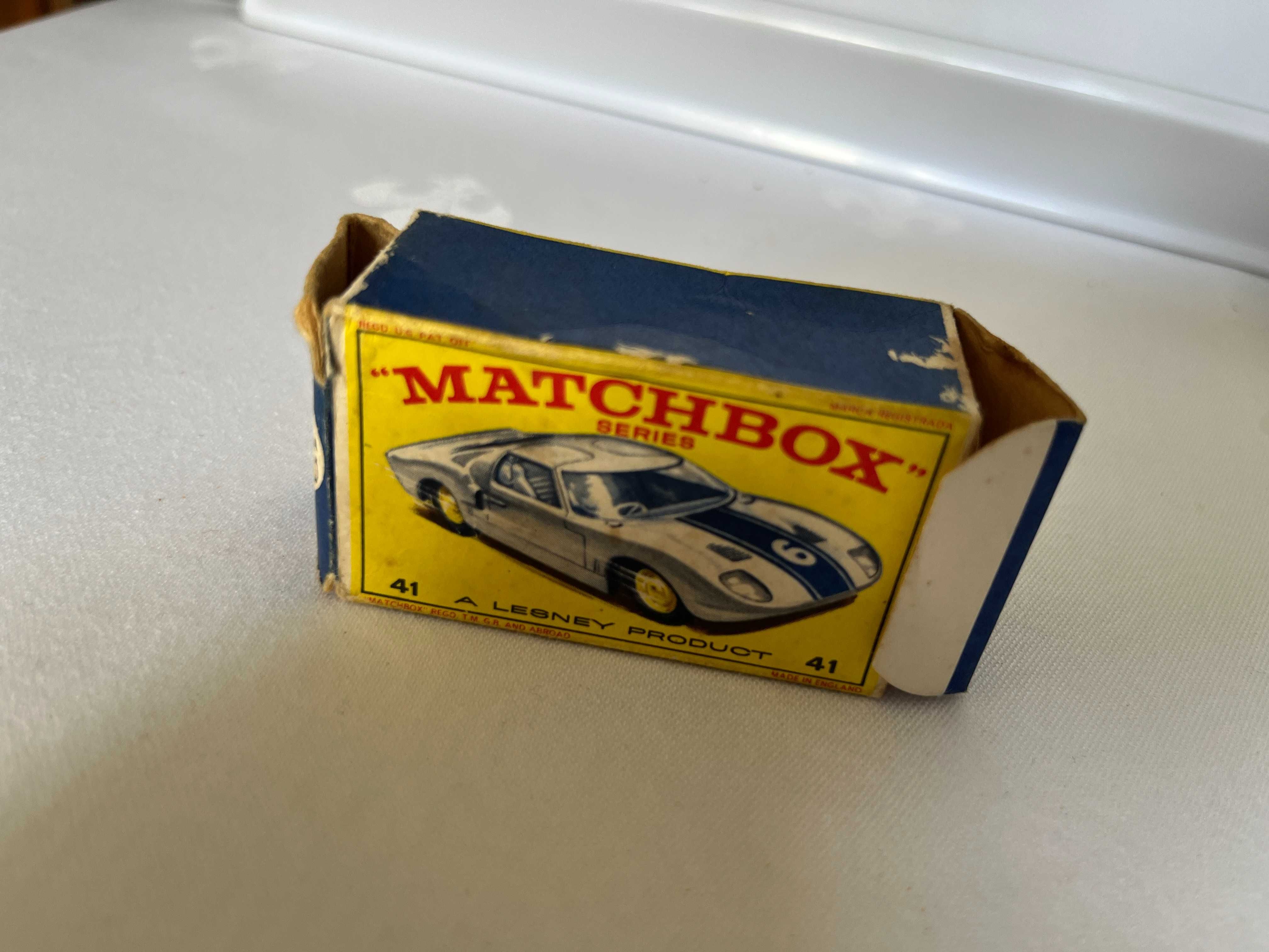 Caixa Vazia (empty box) de 41 Matchbox Lesney Ford GT 1ª Série/England