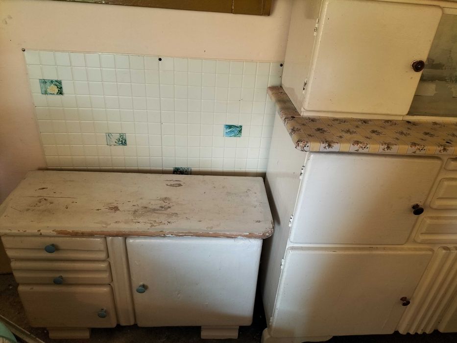 Kredens kuchenny prl