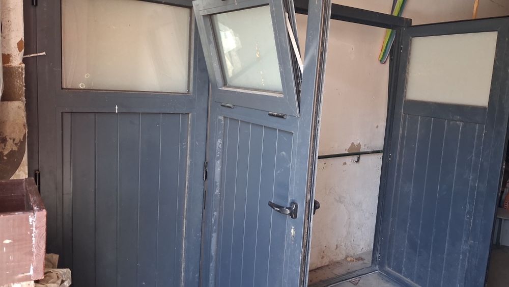 Portão de alumínio