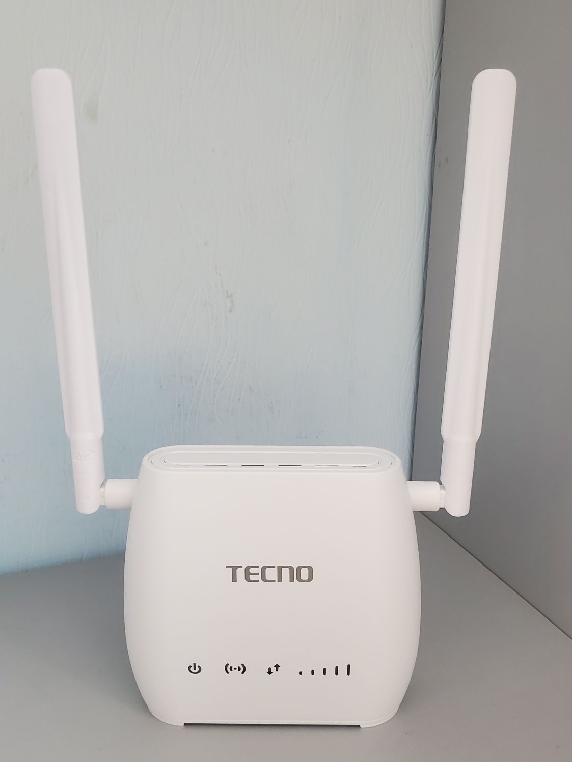 Маршрутизатор TECNO TR210