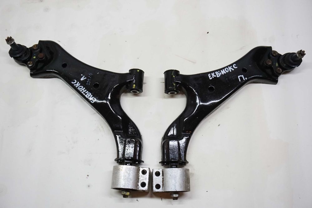 Ричаг важіль передній Chevrolet Equinox Шевроле Еквінокс2.4(2010-2016)